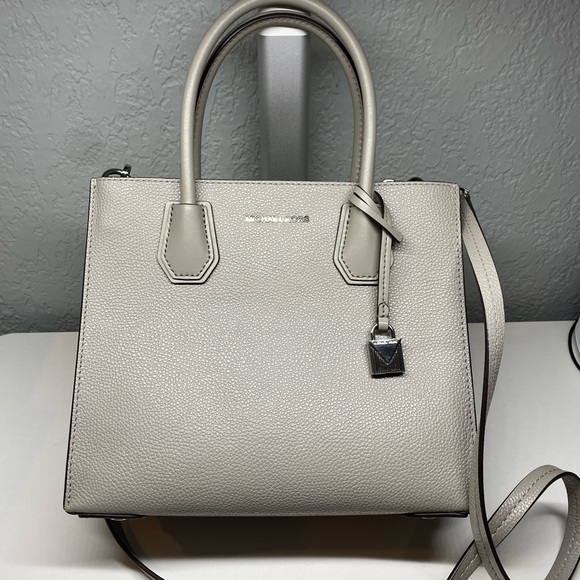 MICHAEL Michael Kors Handbags - Michael Kors Mercer Medium Pebbled Leather Crossbody Bag